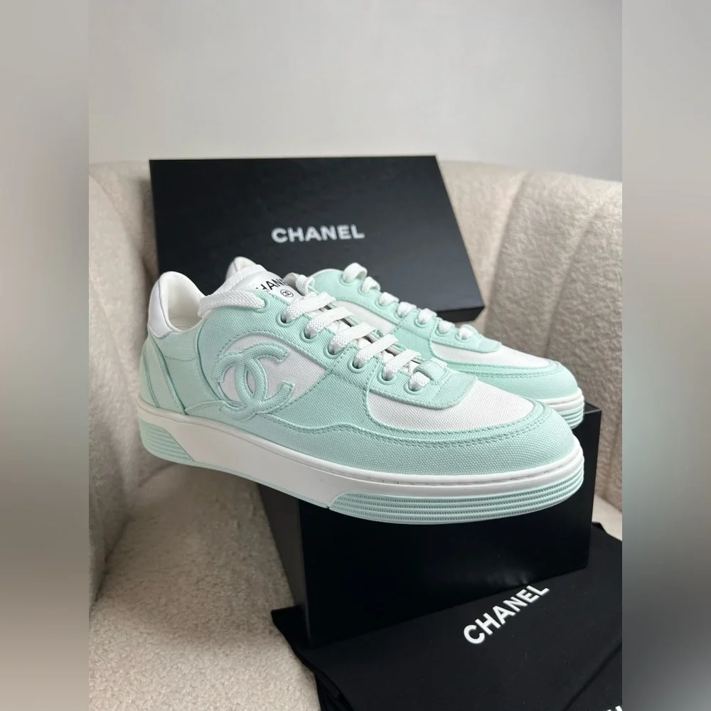 CHANEL Light Turquoise Sneakers 38.5 — New in Box - Picture 2 of 12